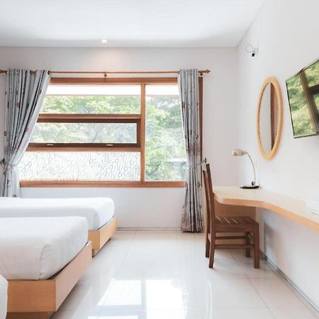 Hotel Tibera Taman Cibeunying Bandung Zewnętrze zdjęcie