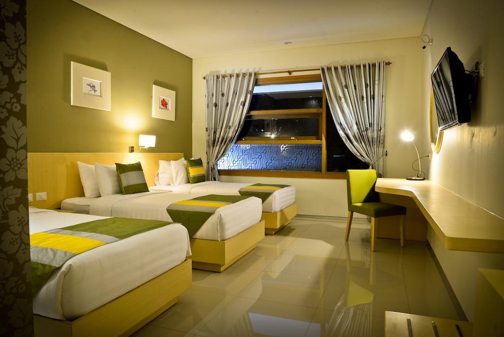 Hotel Tibera Taman Cibeunying Bandung Pokój zdjęcie