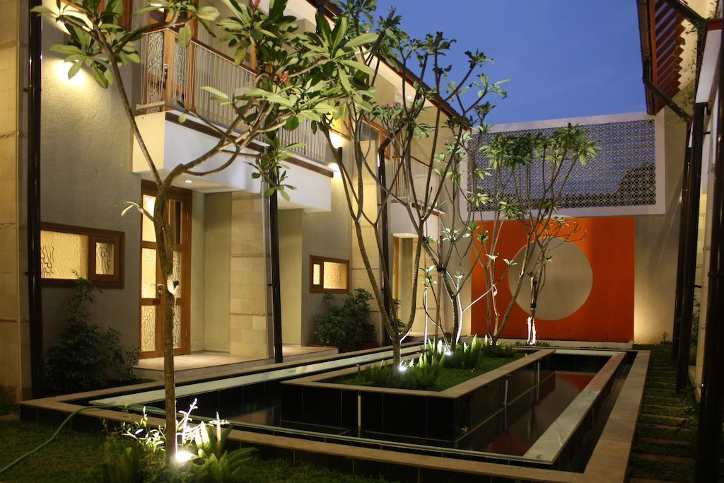 Hotel Tibera Taman Cibeunying Bandung Zewnętrze zdjęcie
