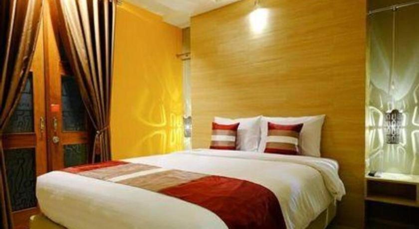 Hotel Tibera Taman Cibeunying Bandung Zewnętrze zdjęcie