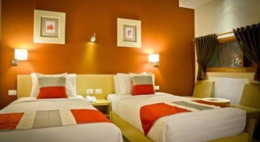 Hotel Tibera Taman Cibeunying Bandung Zewnętrze zdjęcie