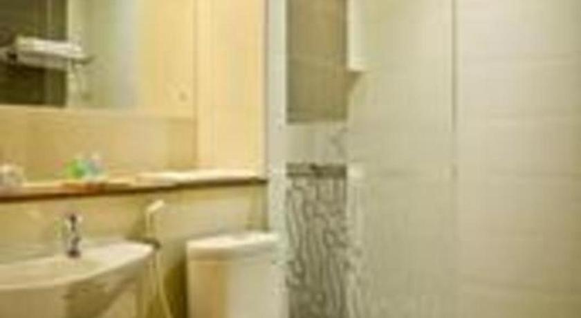Hotel Tibera Taman Cibeunying Bandung Zewnętrze zdjęcie