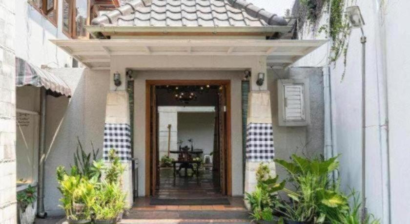 Hotel Tibera Taman Cibeunying Bandung Zewnętrze zdjęcie