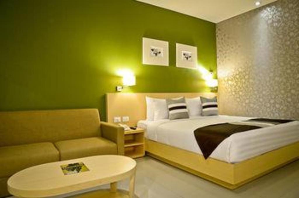 Hotel Tibera Taman Cibeunying Bandung Zewnętrze zdjęcie