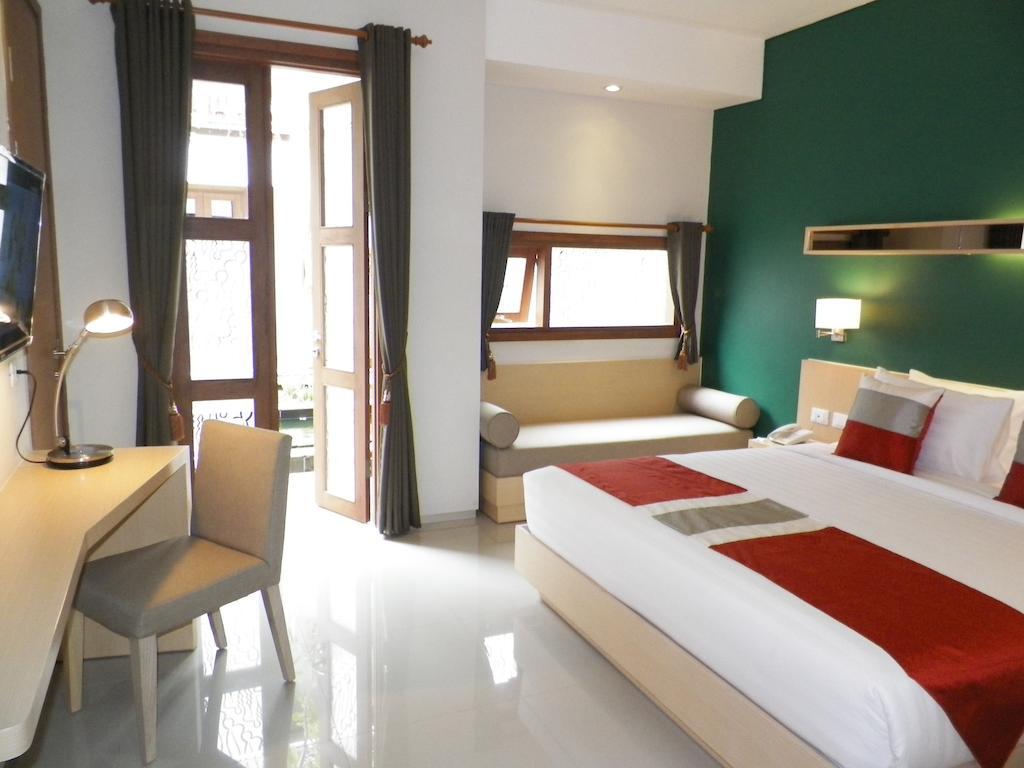 Hotel Tibera Taman Cibeunying Bandung Zewnętrze zdjęcie