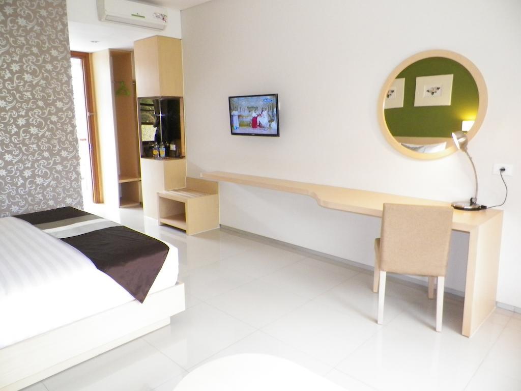 Hotel Tibera Taman Cibeunying Bandung Zewnętrze zdjęcie